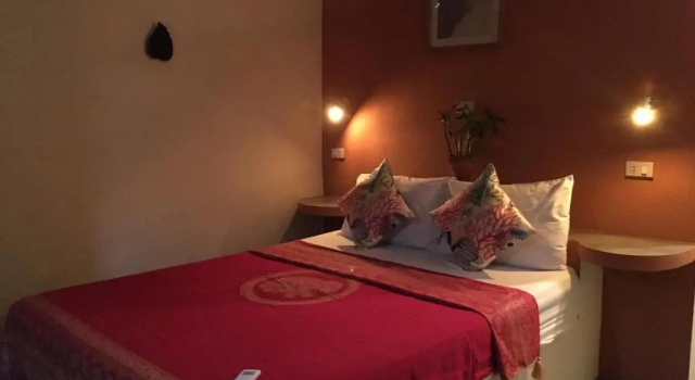 Двухместное бунгало рядом с пляжем Coco Garden Resort