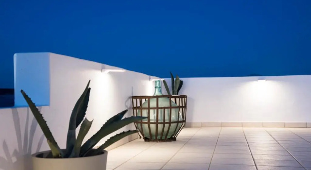THALASSA Seafront Superb 1BD house in Naousa, Prenota Casa vacanze Hotel a Paro con parcheggio, Parcheggio