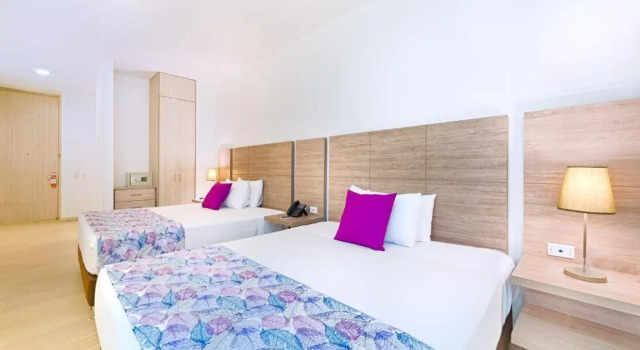 Supérieure quadruple chambre Hotel MS Pacifico Chipichape