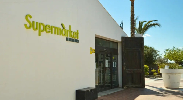 Hacienda Riquelme Serviced Apartments, Забронировать Апартаменты/квартира Отели Мурсия с парковкой, Парковка