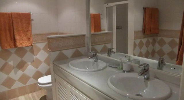 Апартаменты 5* Elviria Marbella Hacienda Playa 3 bed apartment