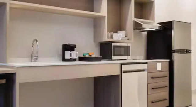Четырёхместная студия Home2 Suites By Hilton Kittery