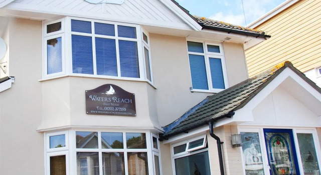 Waters Reach Guest House, Boek Pension Christchurch Dorset