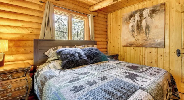 Cozy Log Cabin on 1/2 Acre in Lakeside!, Prenota Casa vacanze Show Low Arizona