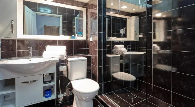 Четырёхместный номер Business Quality Hotel Colonial Launceston