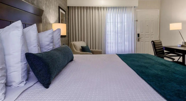 Двухместный номер Deluxe Best Western Plus Carriage Inn