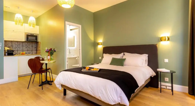 Les appartements chics du Vieux-Port, Забронировать Апартаменты/квартира Отели Марселя с парковкой, рядом с Национальный театр Марселя Ла Крие, Парковка