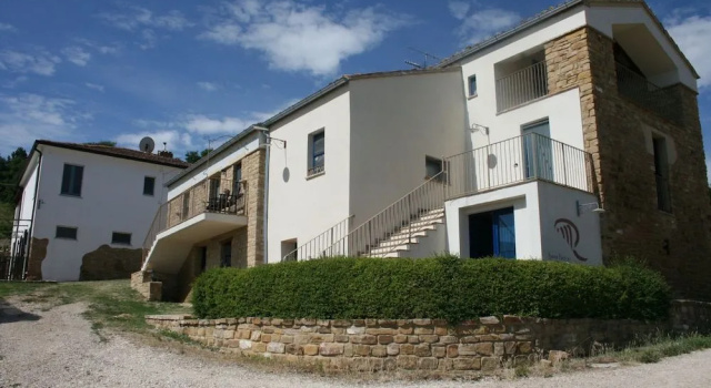 Residence Messer Raimondo Luogo d'Arte, Book Hotel Castiglione Messer Raimondo Abruzzo