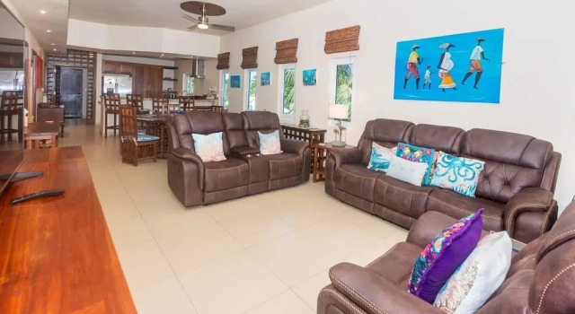 Egret 2 At Mangrove Dock 3 Bedroom Condo, Réserver Appartement Appartements à Roatan, Appartement