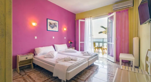 Трёхместный номер Standard Kokkari Beach Hotel