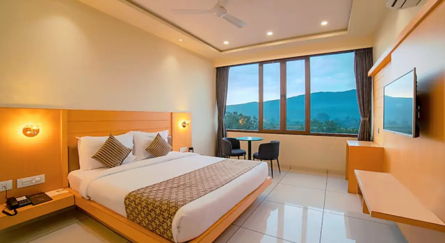 Hotel Greenland, Buchen Sie Hotel Junagadm Gujarat