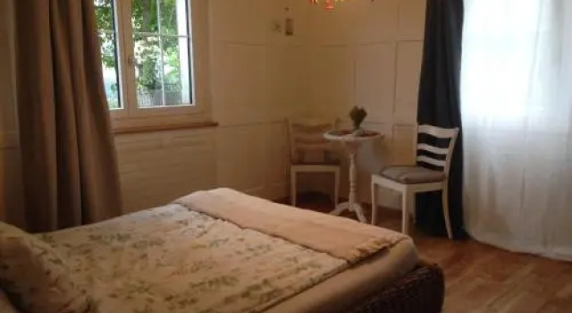 BnB im Waldhof, Забронировать Отель «постель и завтрак» Нидервенинген 