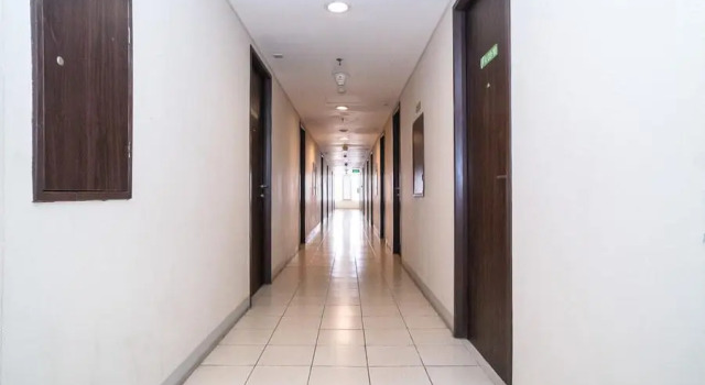 KoolKost @ Serpong Green View Tower A, Book Apartment Hotels in South Tangerang with a Pool, Swimming Pool