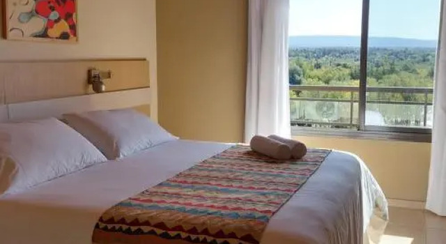 Altitud 720 Hotel, Aparts & Spa, Забронировать Отель Отели Вилья-Хенераль-Бельграно 4 звезды, рядом с Brewer Park Villa General Belgrano, 4*