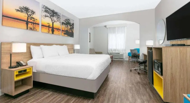 Номер Business Days Inn & Suites by Wyndham Cabot