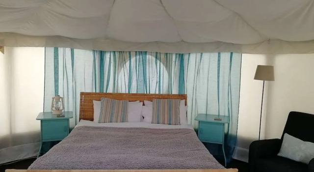 The Little Hide - Adult Only Camping Pods