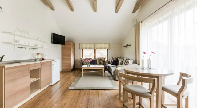 Vila Epušė, Varaa Hotelli Hotellit Klaipeda pysäköinnillä, Pysäköinti