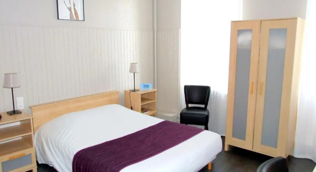 Двухместный номер Standard Logis Hotel LOccitan 2 étoiles