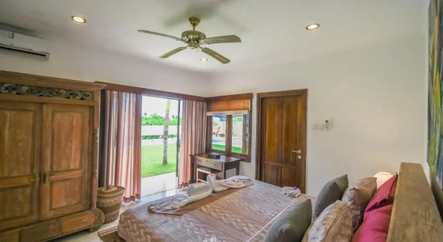 Вилла Tropical Villa Asmara - 400sqm Garden Oasis with large Pool and Scenic Views