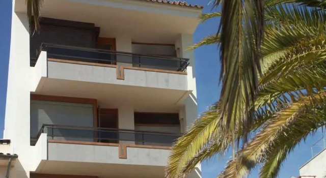 Apartamento en primera linea para 4 personas, Book Apartment Pollença Majorca