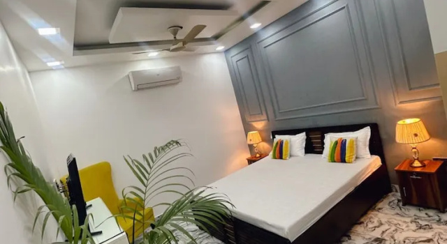 Номер Superior Goroomgo Omasha Residency Noida