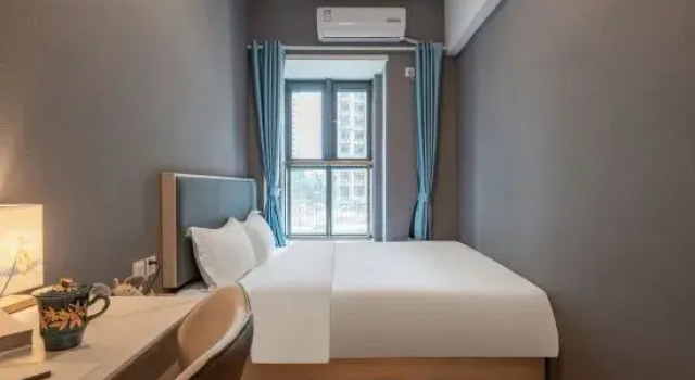 Семейный люкс Yingke Song Hotel (Jinan Wanhong Square Branch)