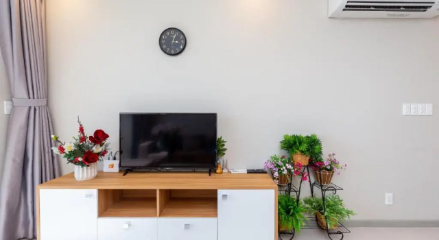 Gold View APT1/2bed/2bath/free pool and Gym