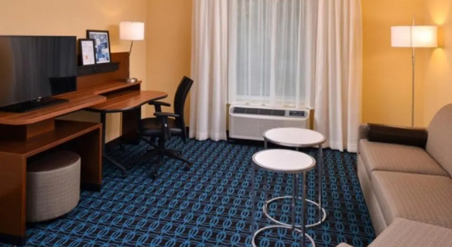 Люкс Fairfield Inn & Suites by Marriott Fremont