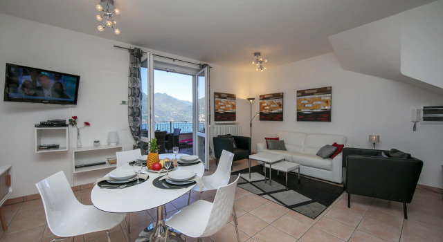 Casa Mastena Vista Lago, Buchen Sie Ferienwohnung Hotels in Comer See mit Pool, Schwimmbad