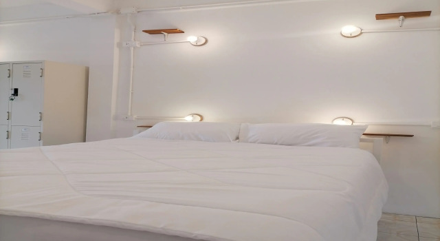 Четырёхместный номер Standard 8 SLEEPER STREET Guesthouse