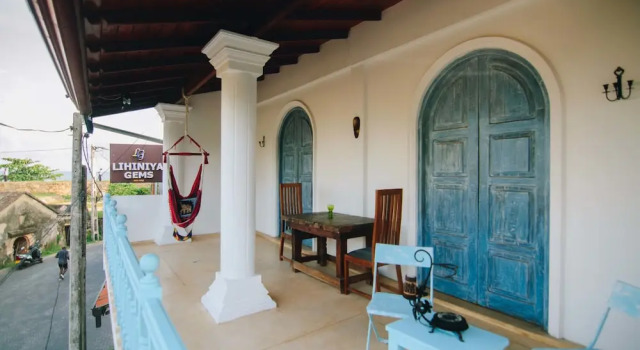 Двухместный номер Luxury с балконом и с видом на море Antic Guesthouse - Galle Fort