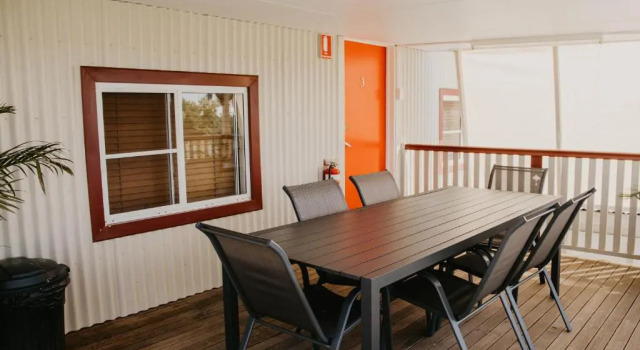 Люкс Winton Outback Motel