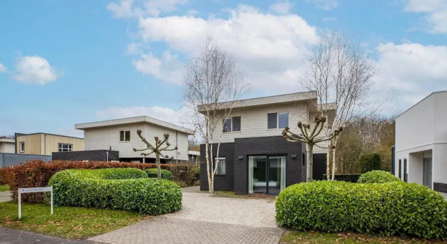 Вилла Modern Villa in Harderwijk with Hot Tub
