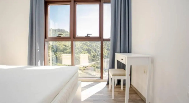 3 Bedrooms Penthouse with roof terrace Rafailovici, Rezervasyon Otel Rafailovici 