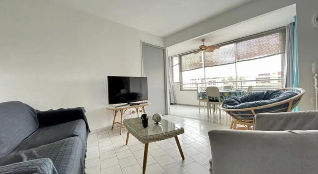 Appartement Sète, 2 pièces, 6 personnes - FR-1-338-60, Забронировать Апартаменты/квартира Отели Сета с парковкой, рядом с Plage de la Fontaine, Парковка