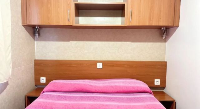 Villaggio Edy, Забронировать Курортный отель Отели в центре Диано-Марина, в центре