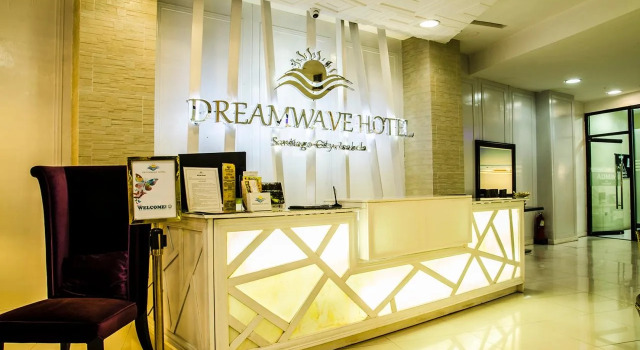 Dreamwave Hotel Santiago, Prenota Hotel  
