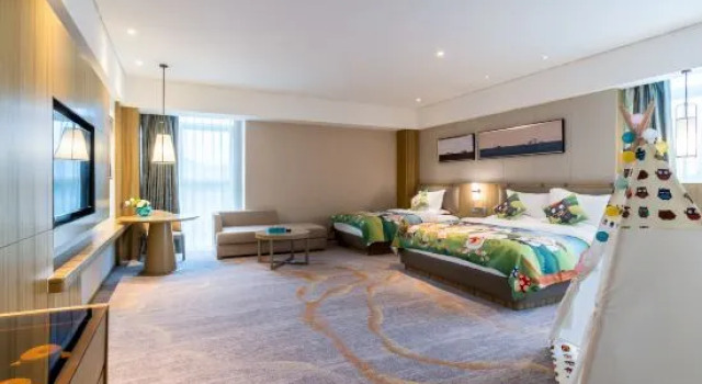 Семейный номер Standard Wyndham Kaili Downtown
