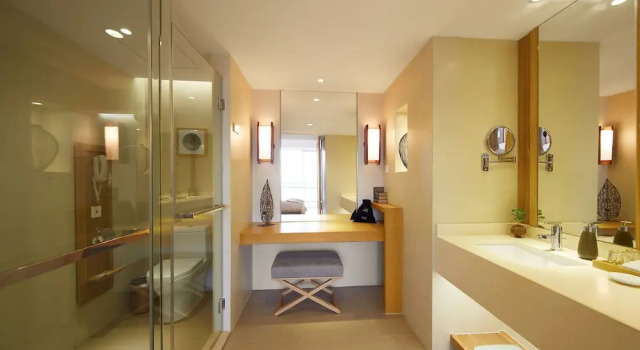 Люкс Deluxe ShenZhen DaMeiSha Airland Hotel