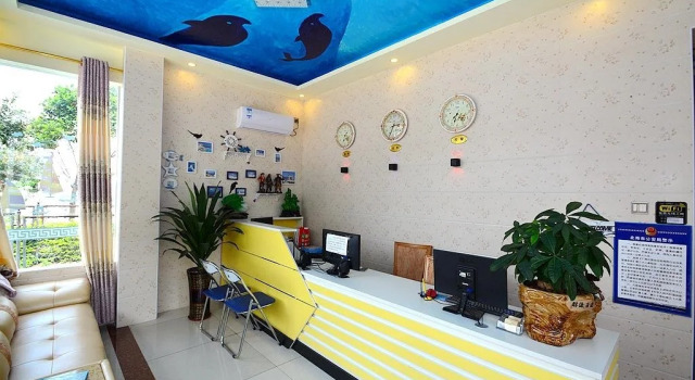 Beihai Ocean Castle Hotel, Book Hotel Yinhai Beihai