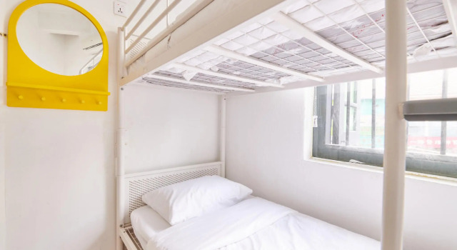 Кровать в общем номере (женский номер) BEAT. Sports Hostel
