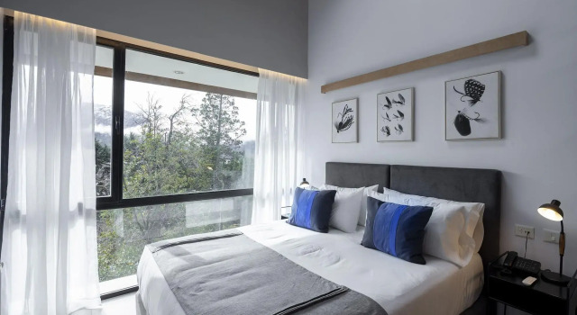 Hotel Alto Traful, Забронировать Отель Отели Неукен с бассейном, Бассейн
