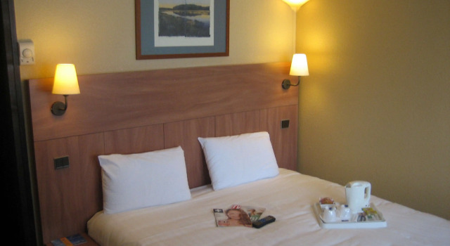 Двухместный номер Standard Kyriad Tarbes Odos