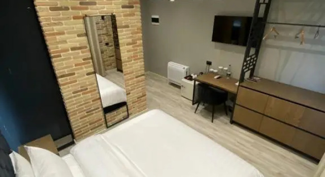 Ardenica Boutique Hotel, Prenota Boutique lushnje 
