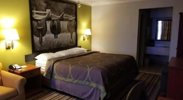 Standard Zimmer Super 8 by Wyndham Longview/North
