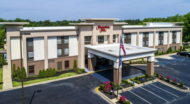 Hampton Inn Batesville, Rezerwuj Hotel Hotele w Batesville z parkingiem, Parking