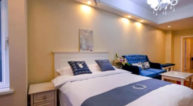 Номер Classic Dalian Yijia Apartment Sanba Square
