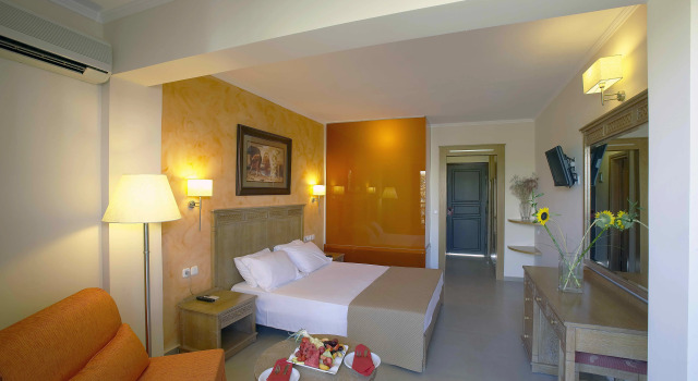 Atlantis Beach Hotel, Забронировать Отель Ретимнон Центральный Крит