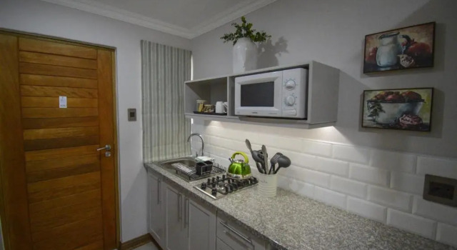 Студия Clarens Retreat
