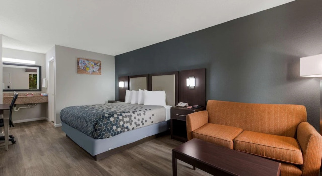 Двухместный номер Standard Econo Lodge Cheraw Market Street